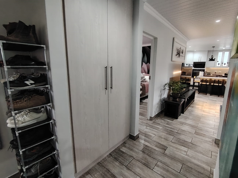 3 Bedroom Property for Sale in Tergniet Western Cape